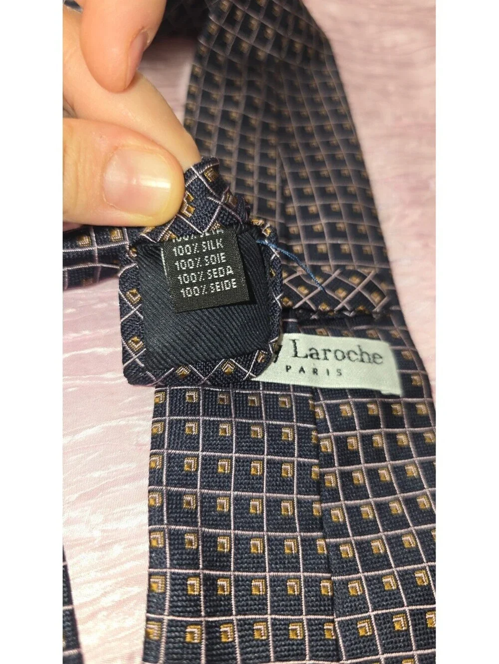 Guy Laroche Paris 100% Silk Men’s Tie Vintage Geometric Navy Gold